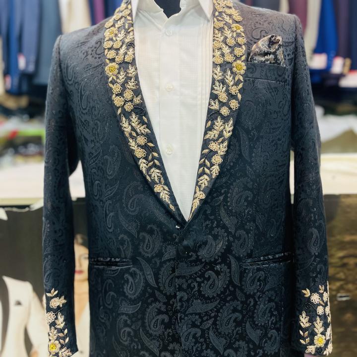 Custom Suit 21