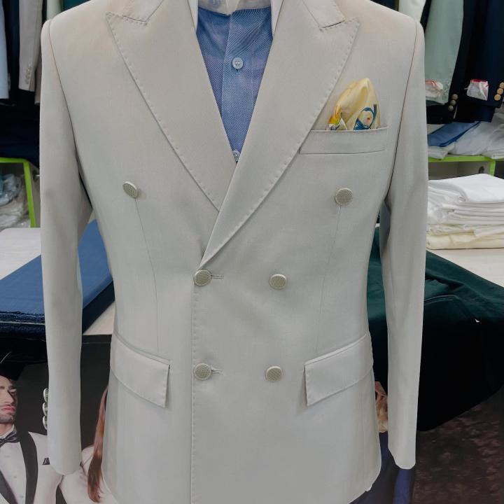 Double Breasted Suit 17